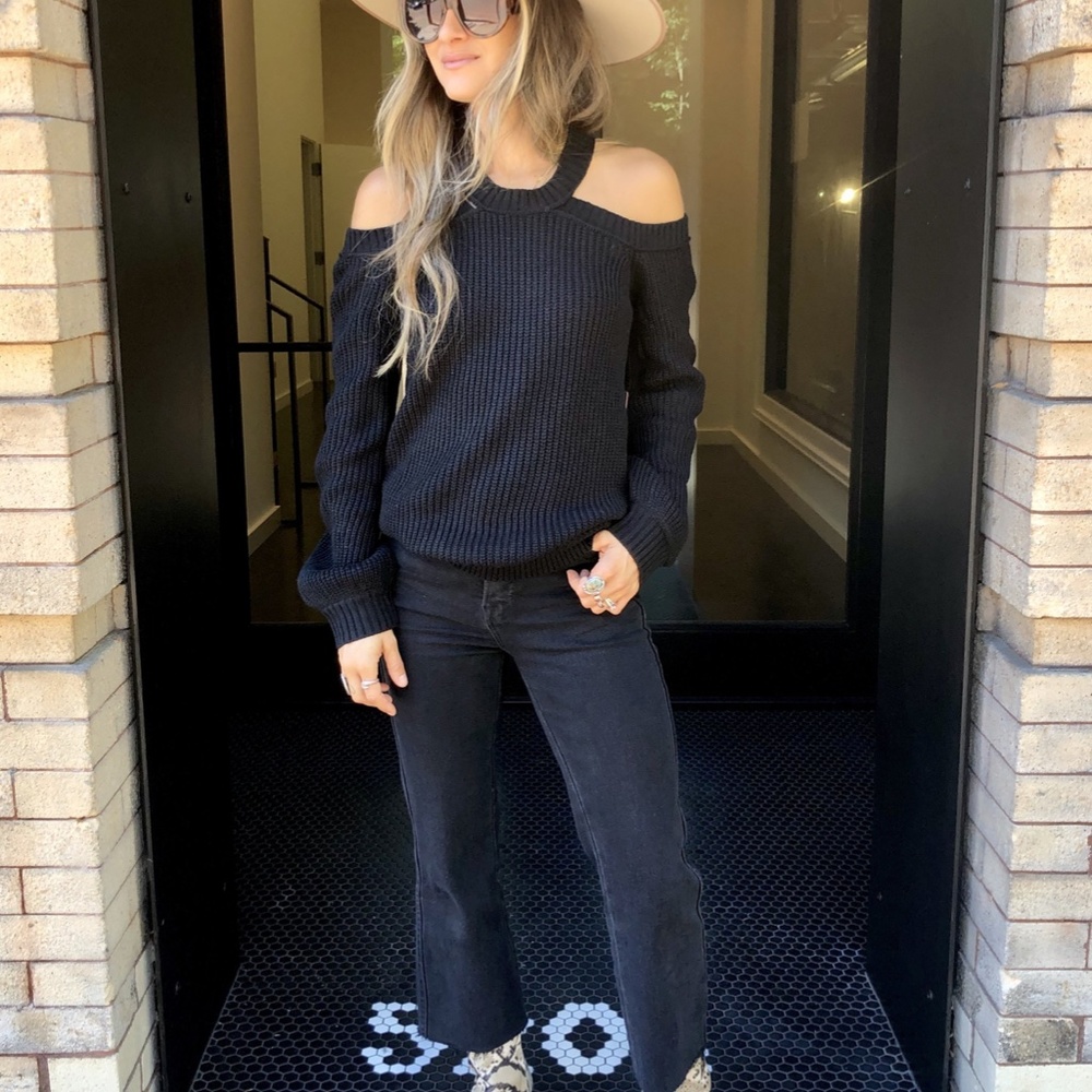 Cold Shoulder Sweater - Picture 3 of 3